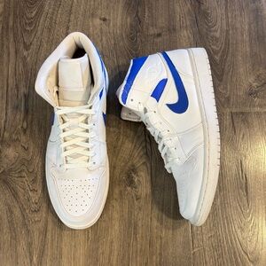 Nike Air Jordan Mid Sneakers White w/ Blue Paint Nike Check & Accents Mens Sz 13